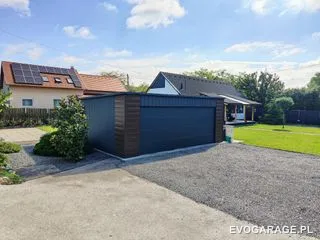 Garaż blaszany antracyt dwustanowiskowy — realizacja EVO GARAGE
