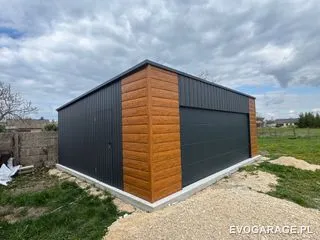 Garaż blaszany antracyt dwustanowiskowy — realizacja EVO GARAGE