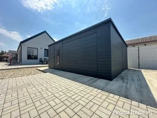 Garaż blaszany antracyt jednostanowiskowy — realizacja EVO GARAGE