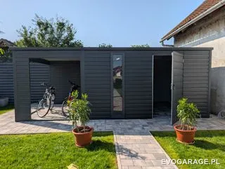 Garaż blaszany antracyt z wiatą — realizacja EVO GARAGE