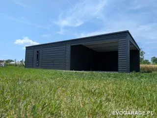 Garaż blaszany antracyt z wiatą — realizacja EVO GARAGE