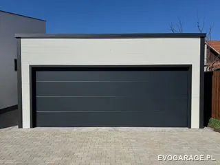 Garaż blaszany biało antracytowy dwustanowiskowy — realizacja EVO GARAGE