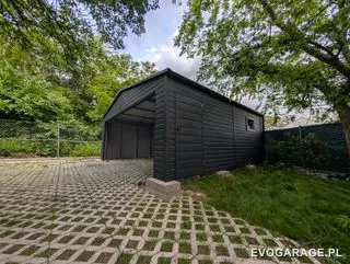 Garaż blaszany biały jednostanowiskowy — realizacja EVO GARAGE