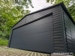 Garaż blaszany biały jednostanowiskowy — realizacja EVO GARAGE